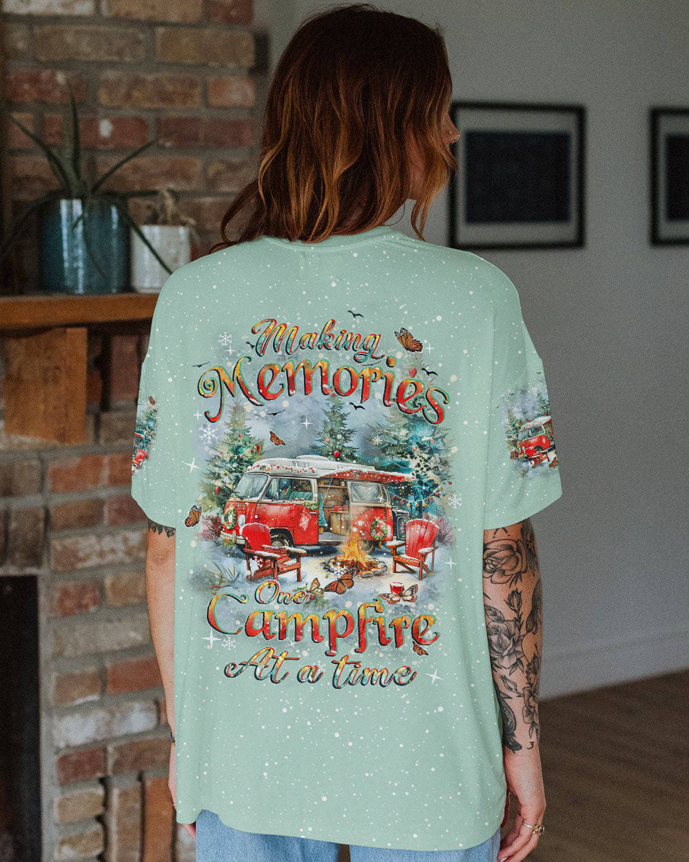 MAKING MEMORIES ONE CAMPFIRE AT A TIME CHRISTMAS ALL OVER PRINT - YHHN2510241
