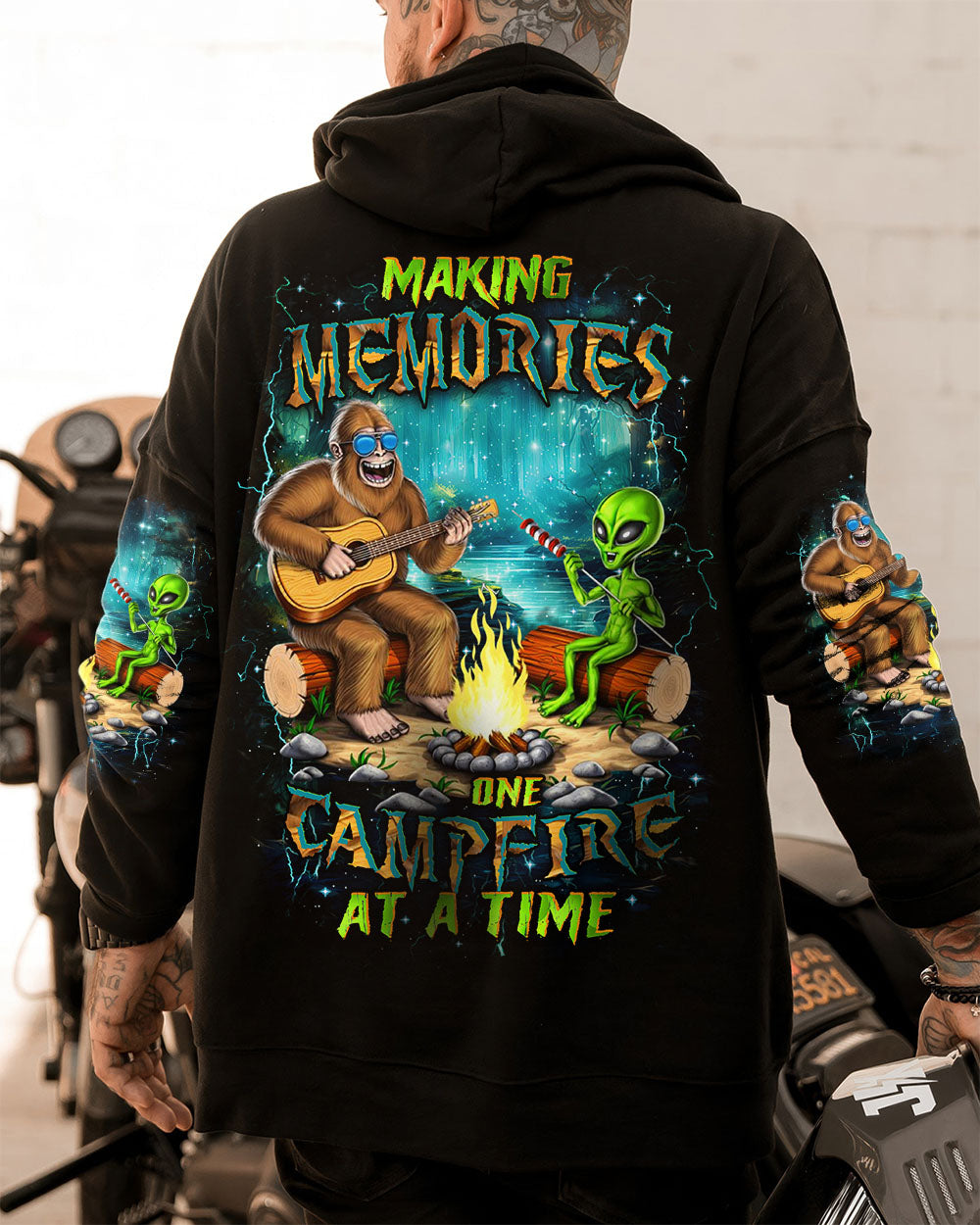 MAKING MEMORIES ONE CAMPFIRE AT A TIME BIGFOOT ALIEN ALL OVER PRINT - YHHN2608252